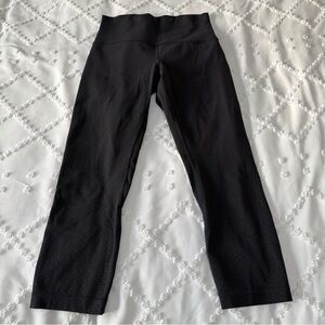 Lululemon Align High Rise Crop Leggings Black Women's Size 6 Fits 21" Athletic